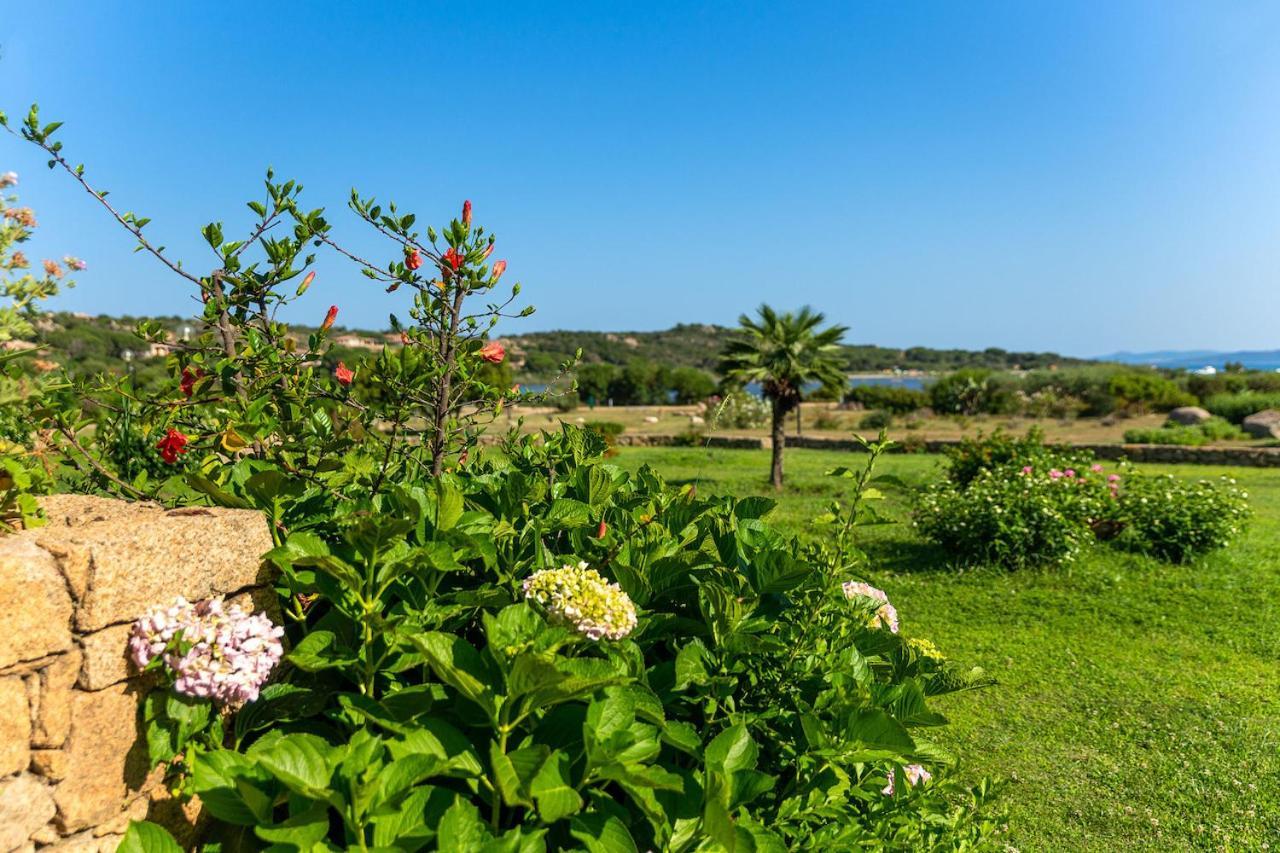 Residenze Porto Coda Cavallo San Teodoro  Esterno foto